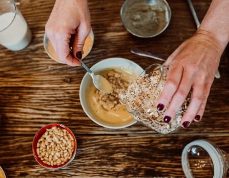 How to Prepare Ragi Porridge for Breakfast